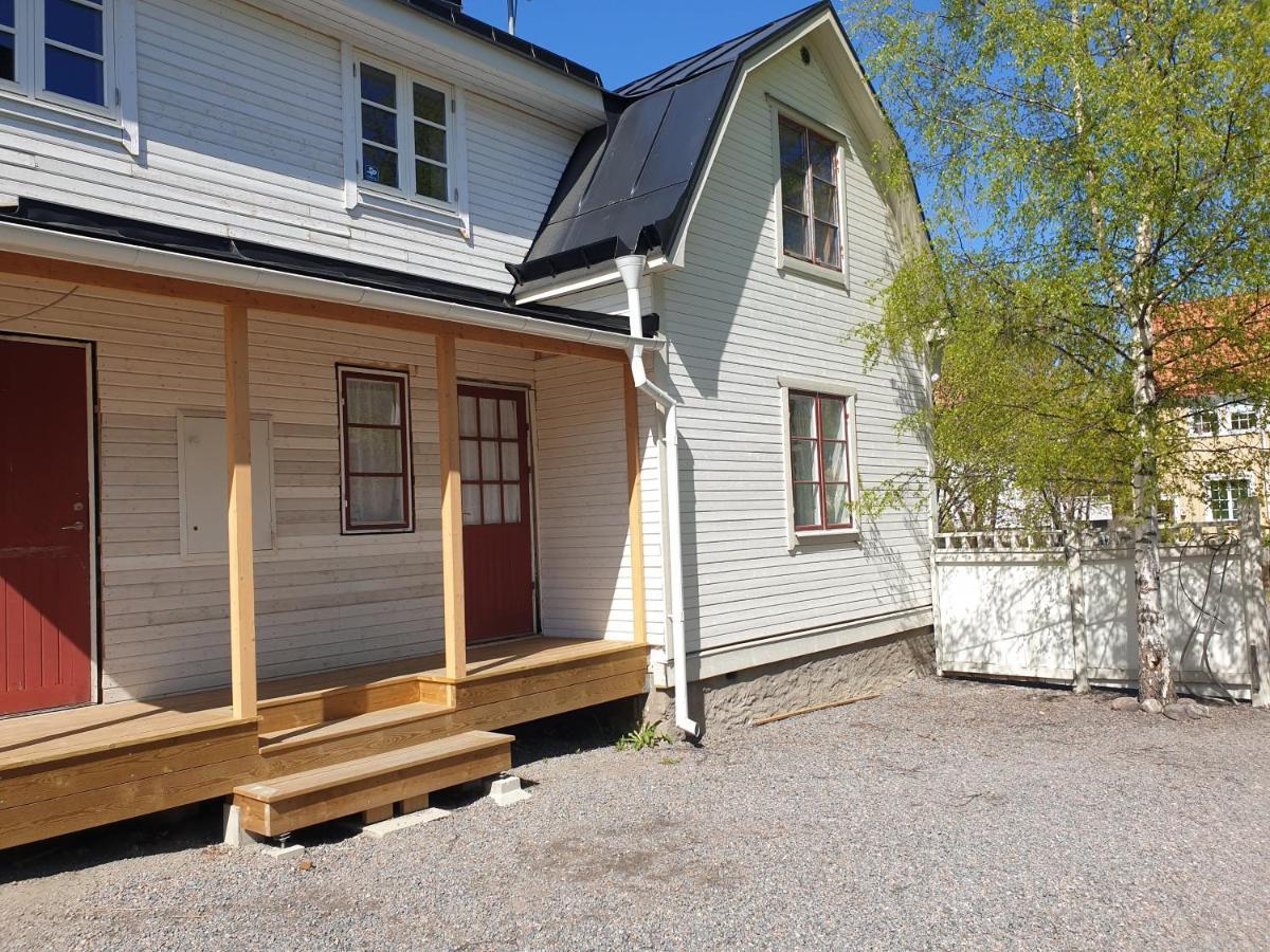 Vaelrenoverad Fin Laegenhet I Charmigt Omrade Söderhamn Exterior foto